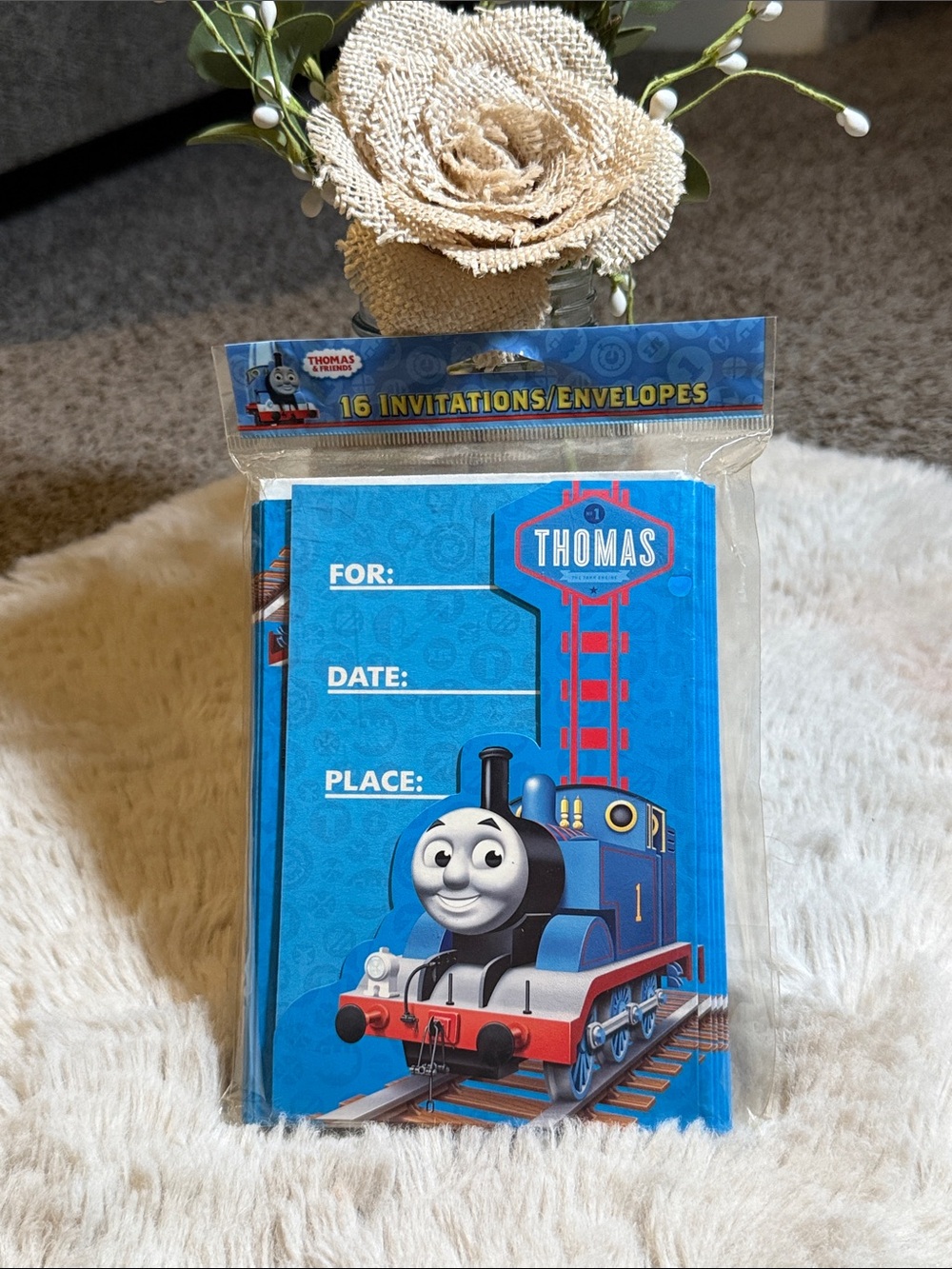 ✨American Greeting Thomas & Friends Blue Train Party Invitations - 16 Pack✨